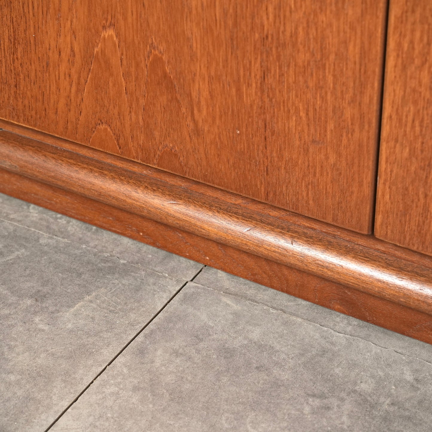 【Meredew】ヴィンテージ サイドボード