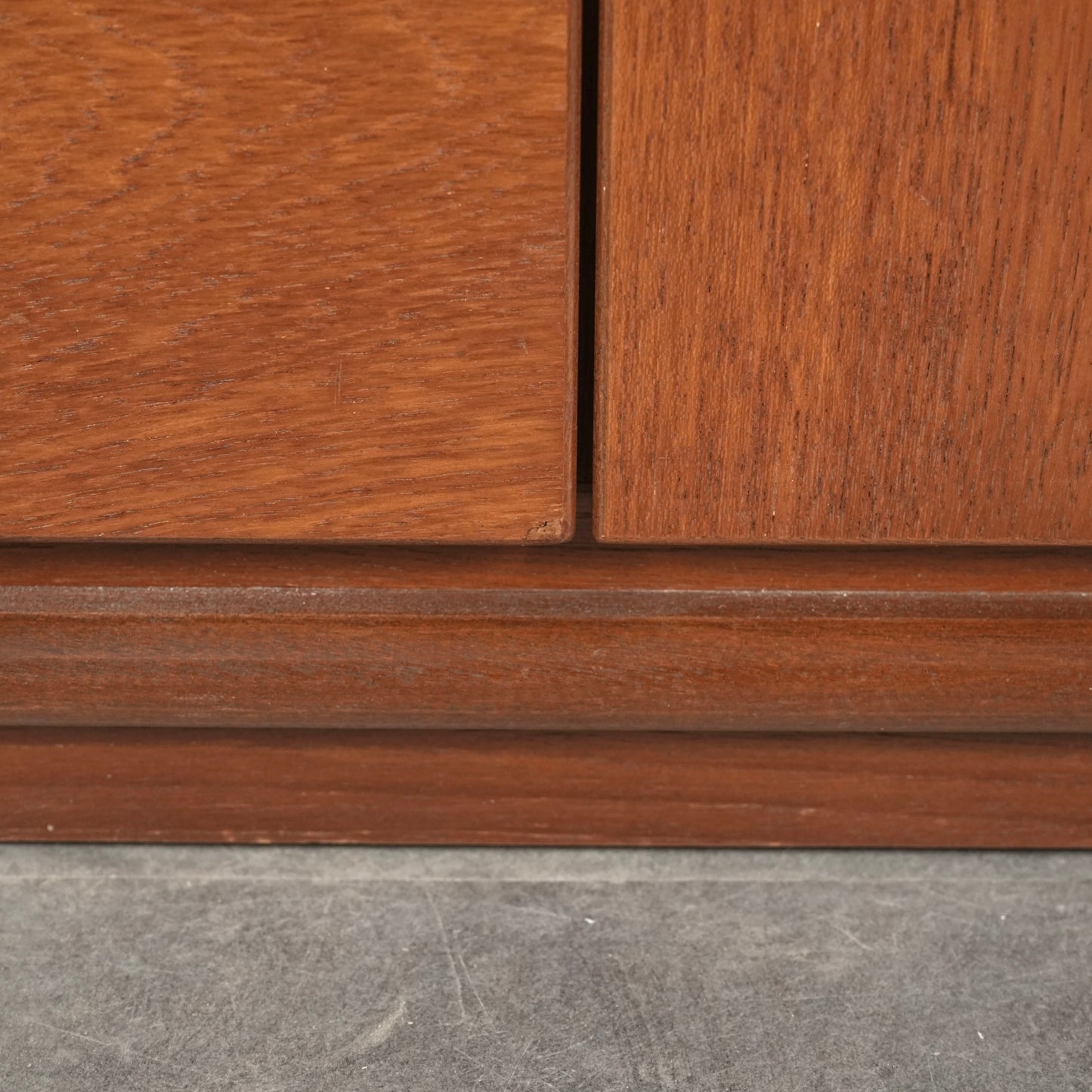 【Meredew】ヴィンテージ サイドボード