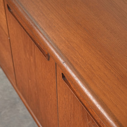 【Meredew】ヴィンテージ サイドボード