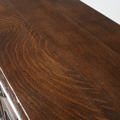 英国アンティーク サイドボード