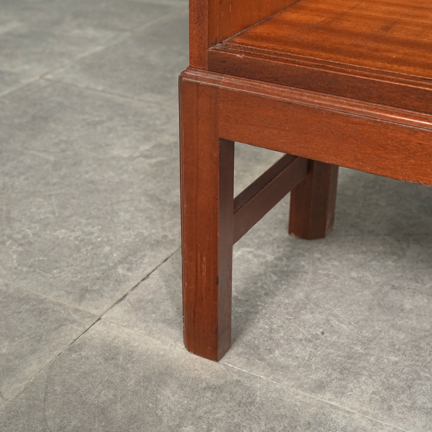 イギリスヴィンテージ ガラスキャビネット