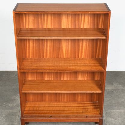 イギリスヴィンテージ ガラスキャビネット