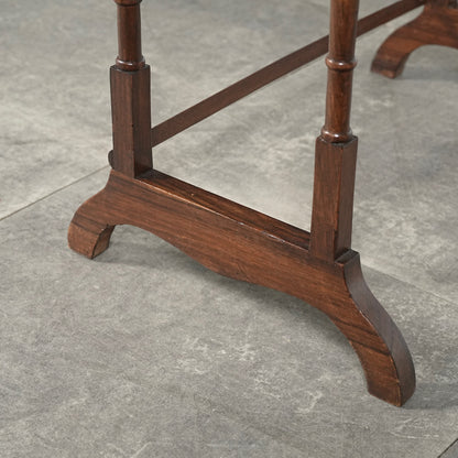 英国アンティーク ネストテーブル