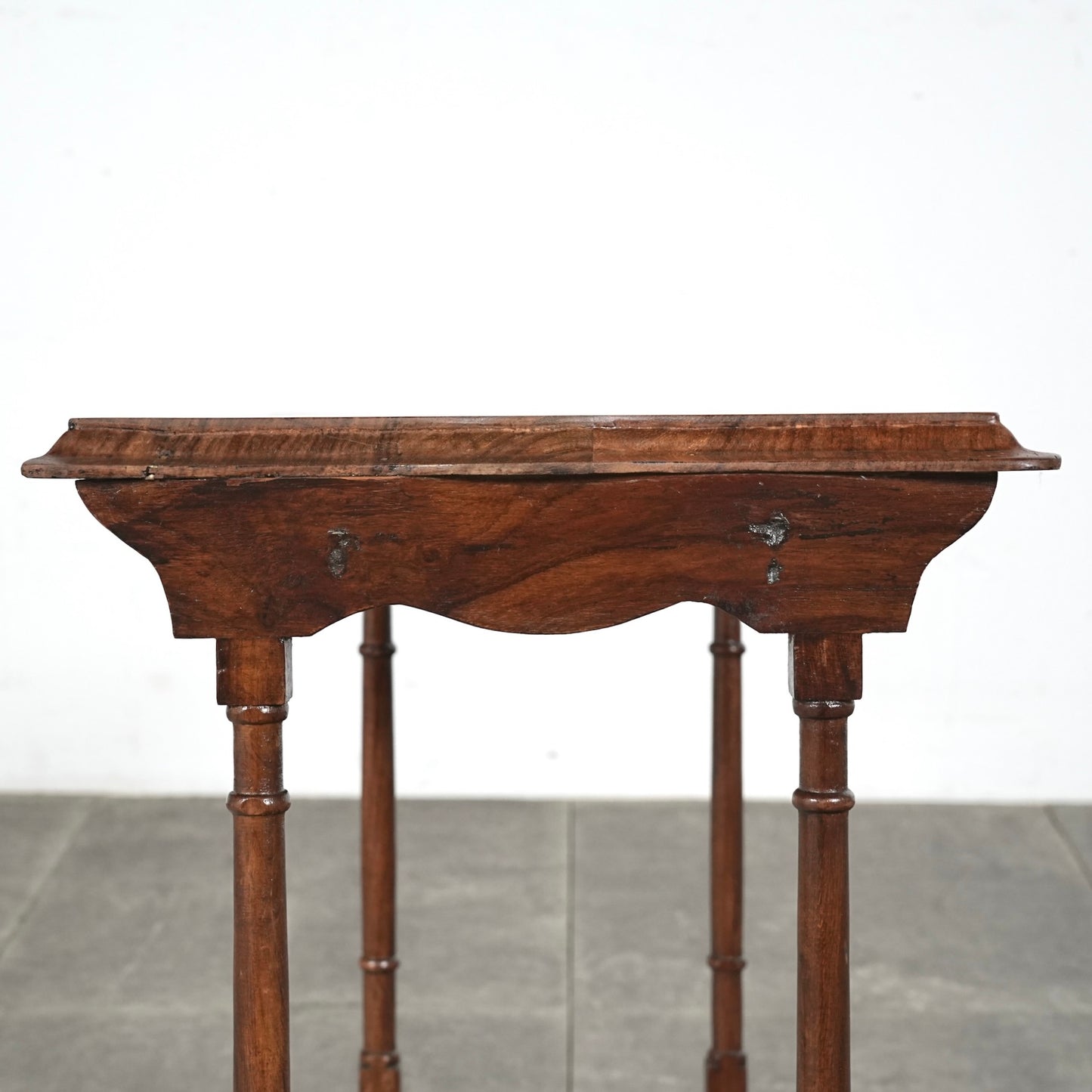 英国アンティーク ネストテーブル