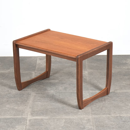 イギリスヴィンテージ ネストテーブル