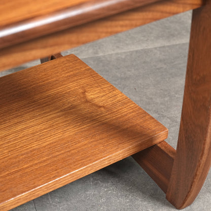 イギリスヴィンテージ ネストテーブル