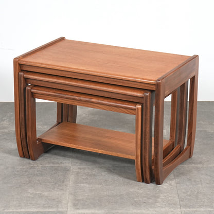 イギリスヴィンテージ ネストテーブル