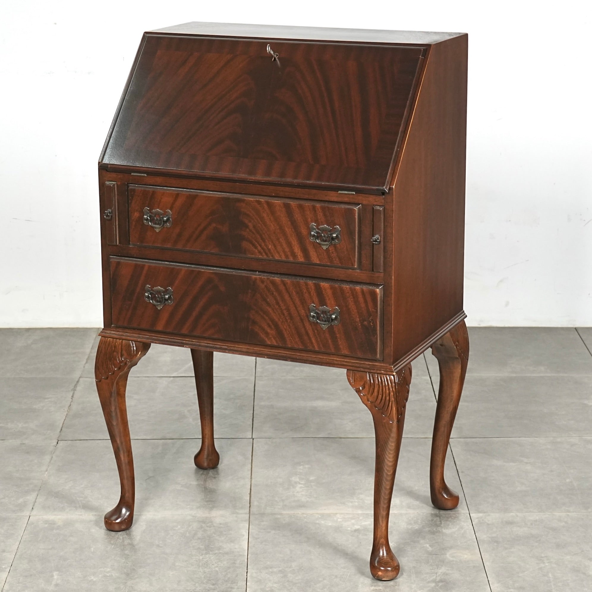 ANTIQUE&CLASSIC – TIME HYPE