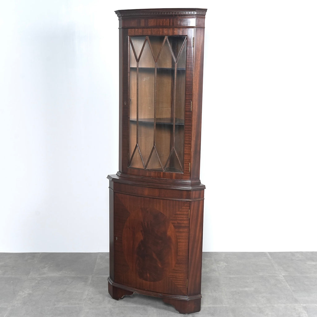 英国クラシック ヴィンテージ コーナーキャビネット
