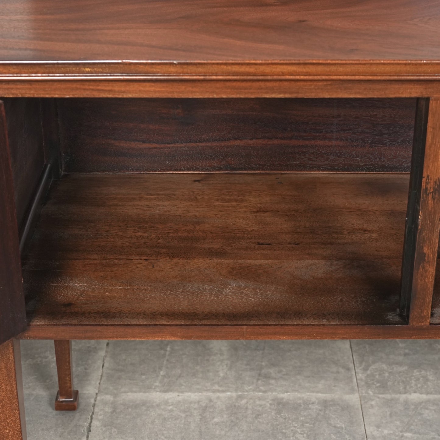 英国アンティーク キャビネット