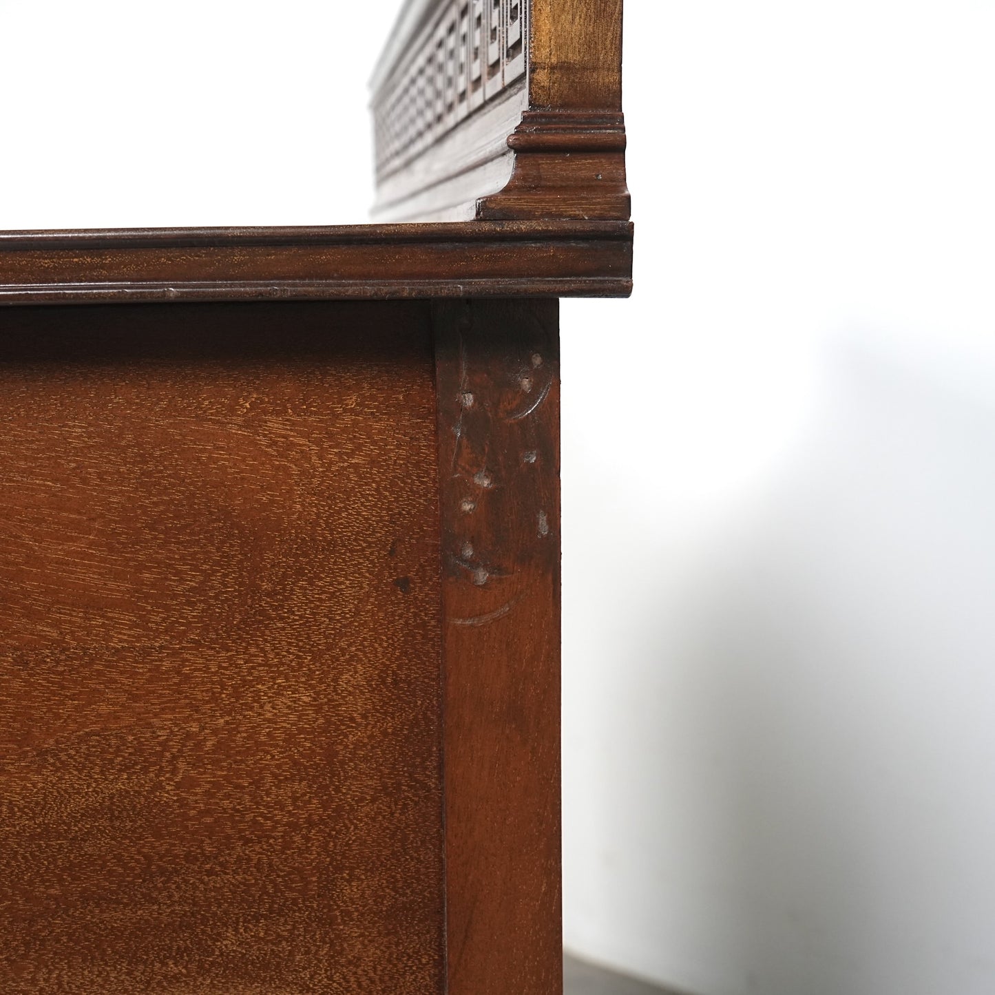 英国アンティーク キャビネット