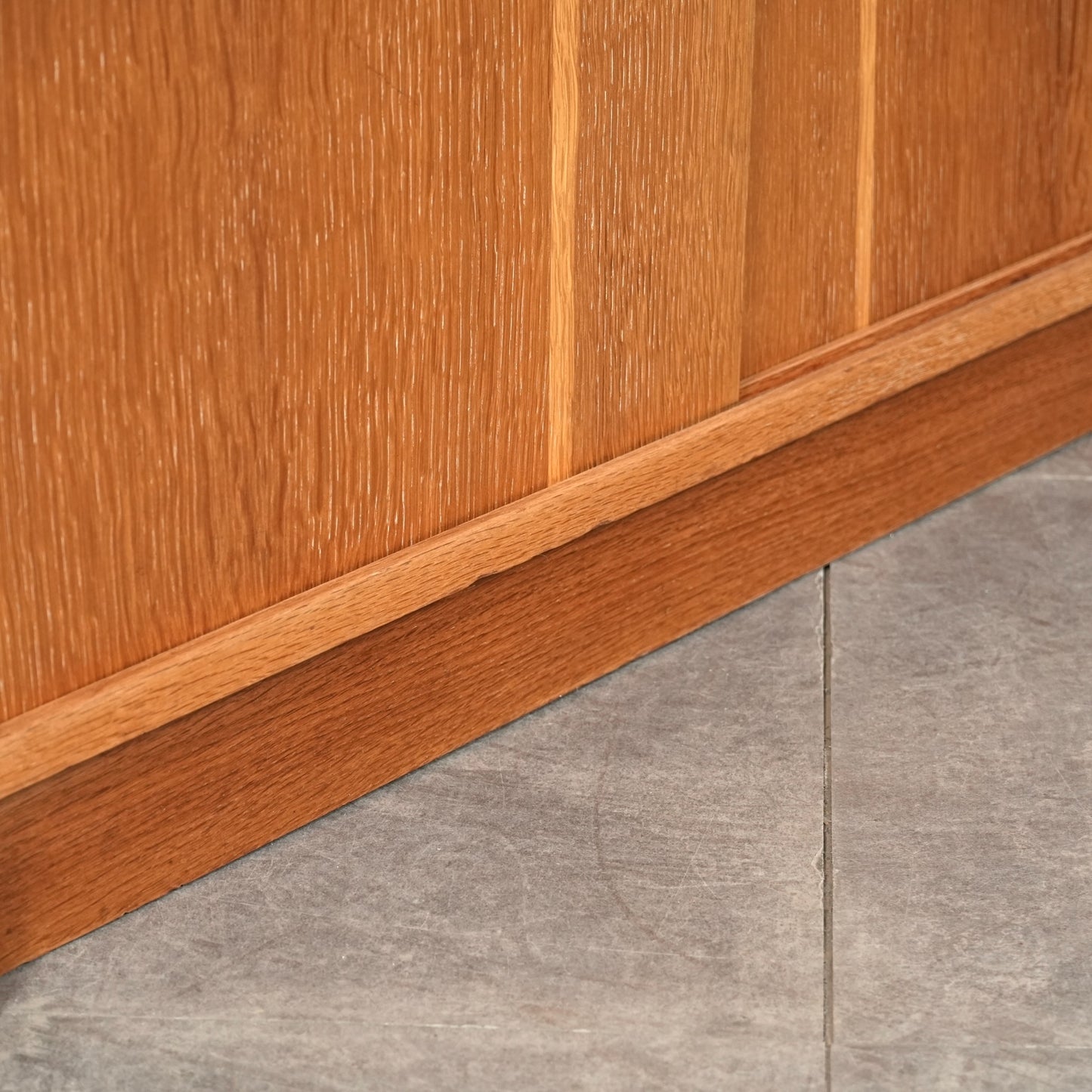 イギリスヴィンテージ ガラスキャビネット