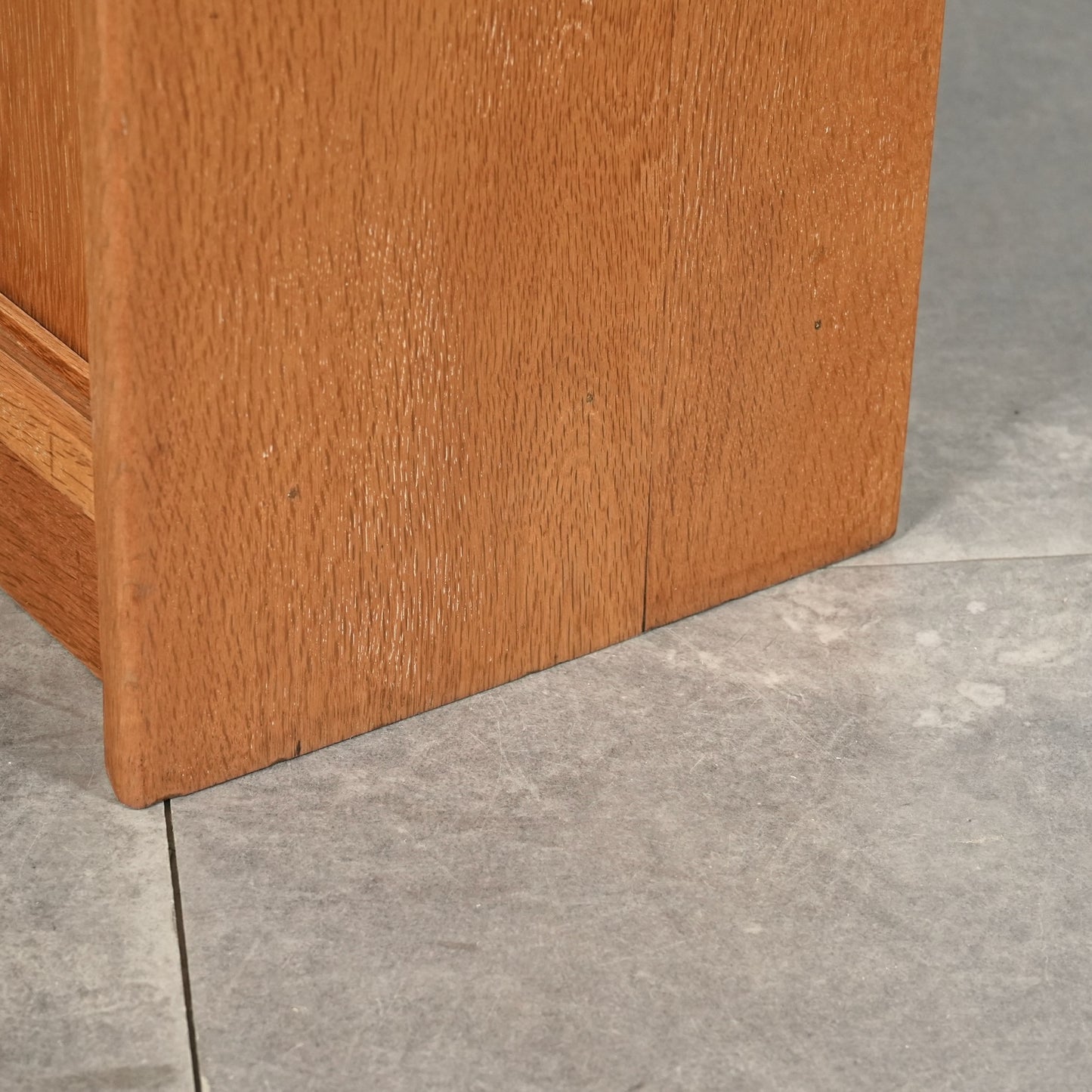 イギリスヴィンテージ ガラスキャビネット