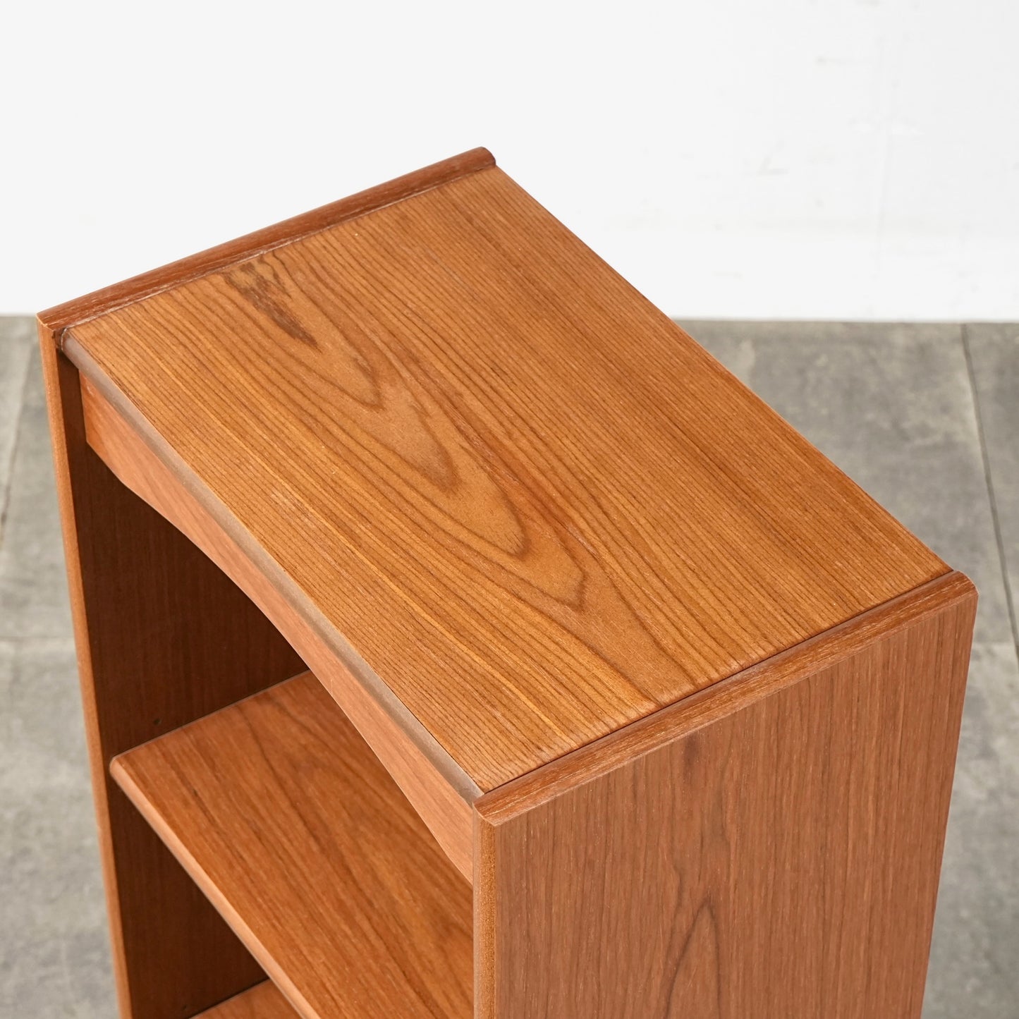 イギリスヴィンテージ ブックシェルフ