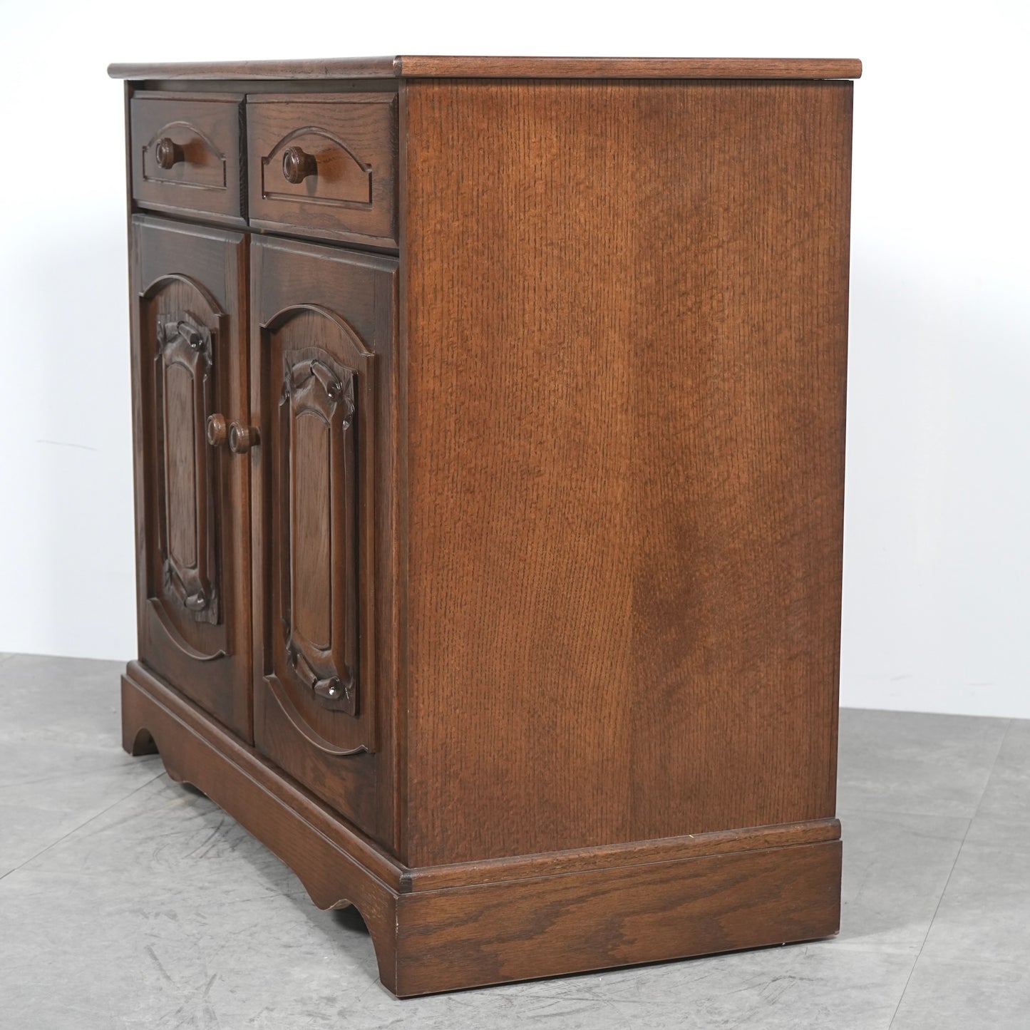 英国クラシック ヴィンテージ キャビネット