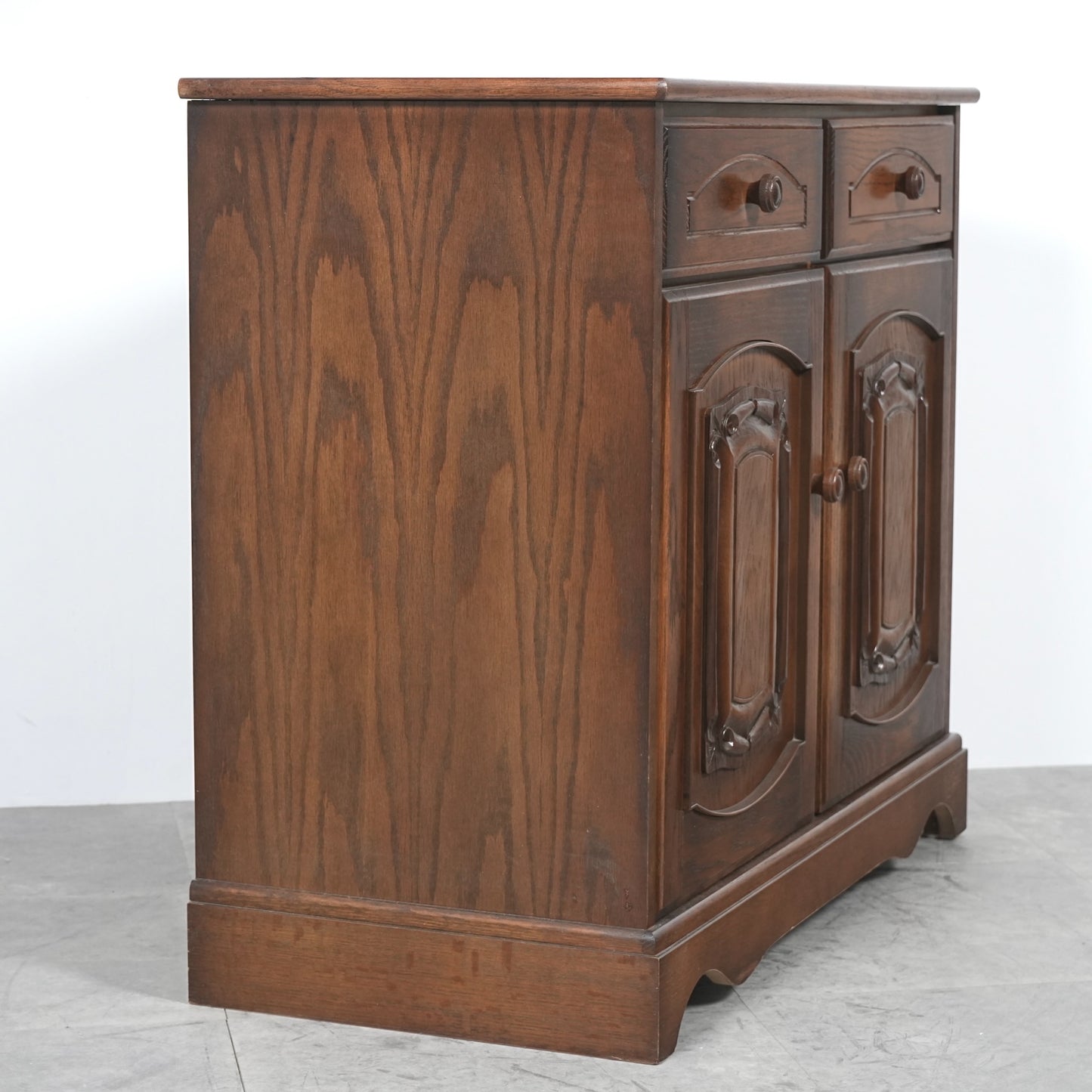 英国クラシック ヴィンテージ キャビネット