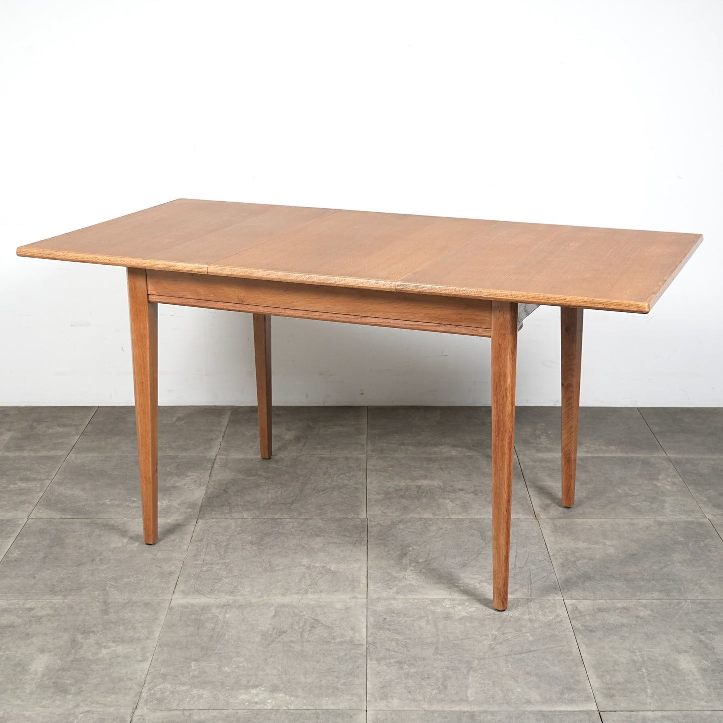 【GORDON RUSSELL】 エクステンション ダイニングテーブル