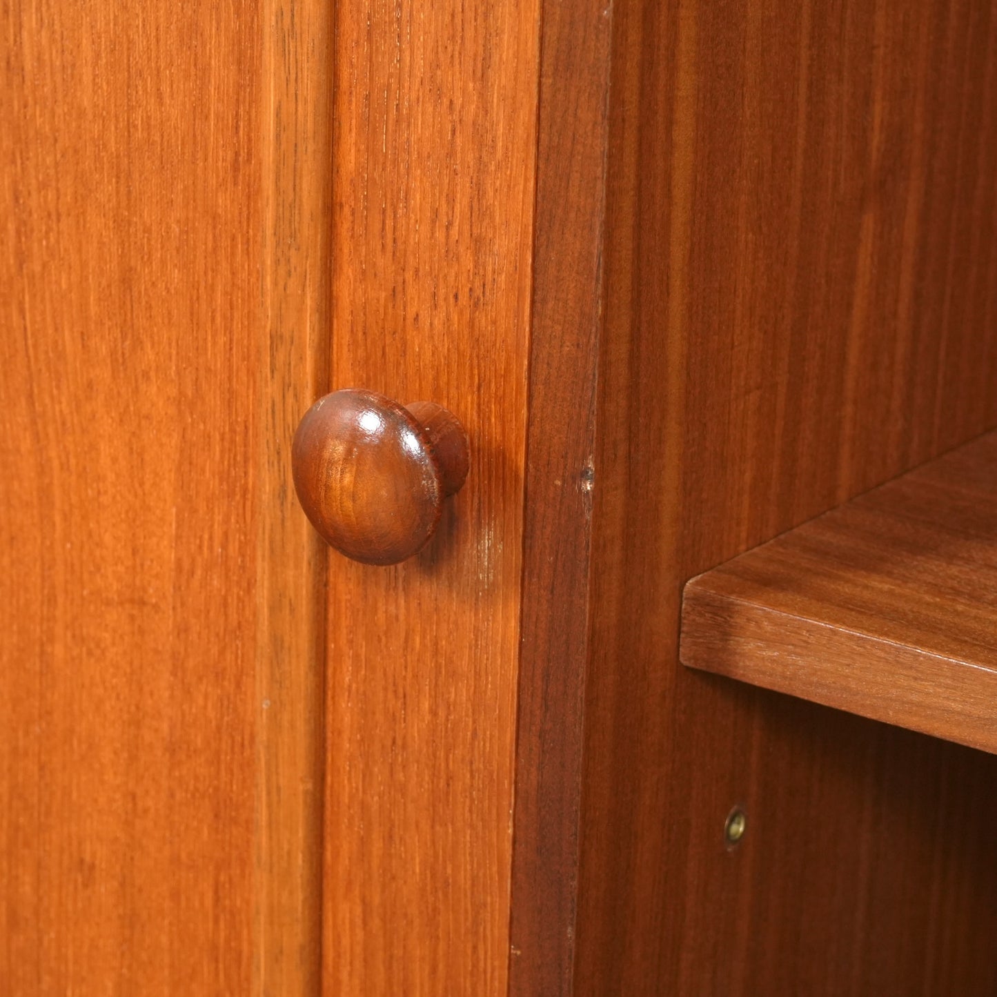 【STONEHILL】ヴィンテージ ガラスキャビネット