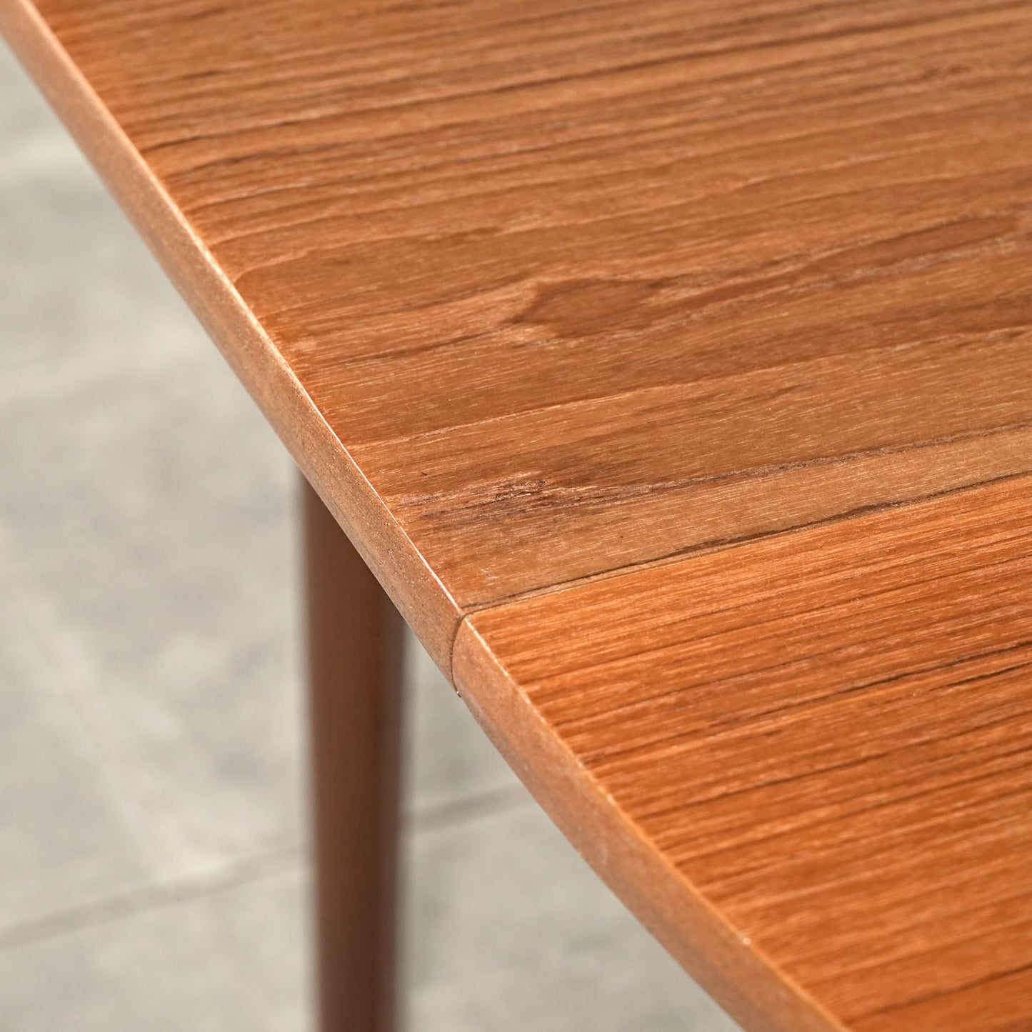 【NATHAN】エクステンション ラウンドテーブル