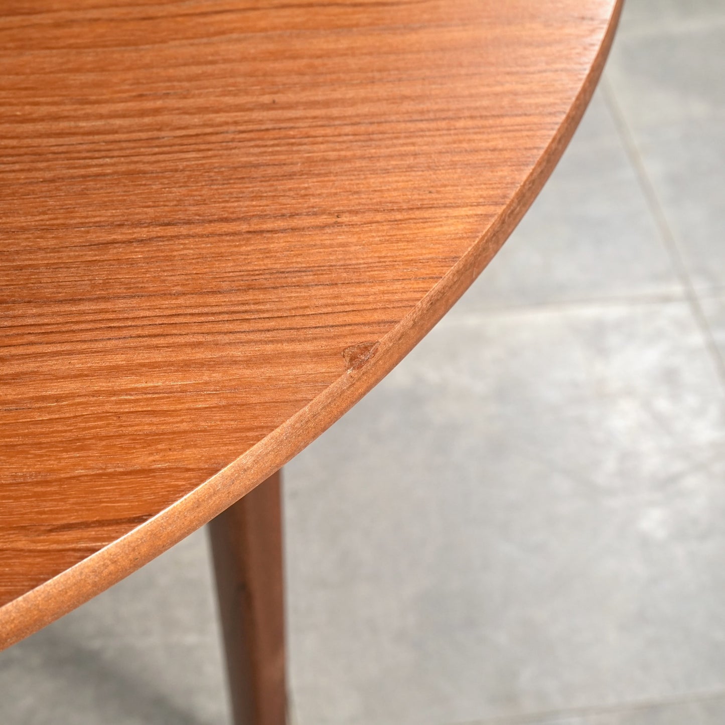 【NATHAN】エクステンション ラウンドテーブル