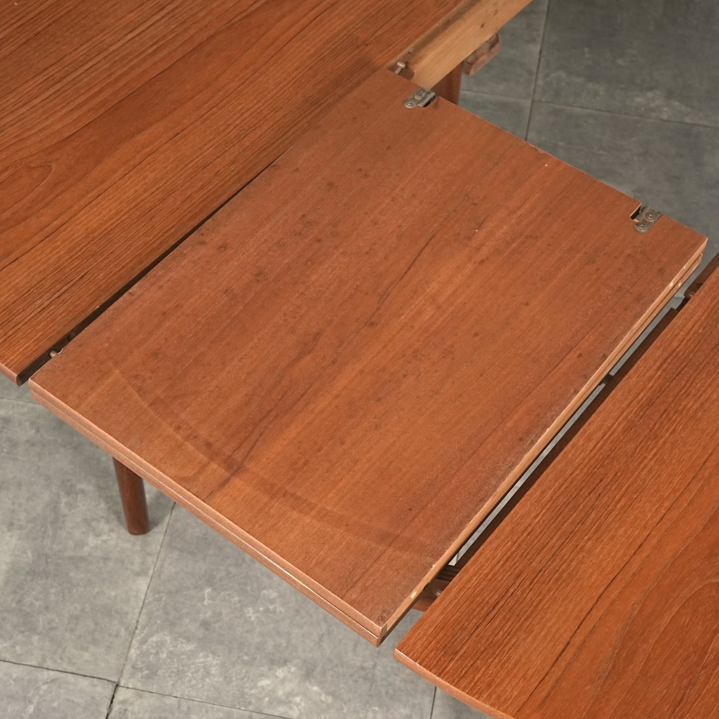 【NATHAN】エクステンション ラウンドテーブル