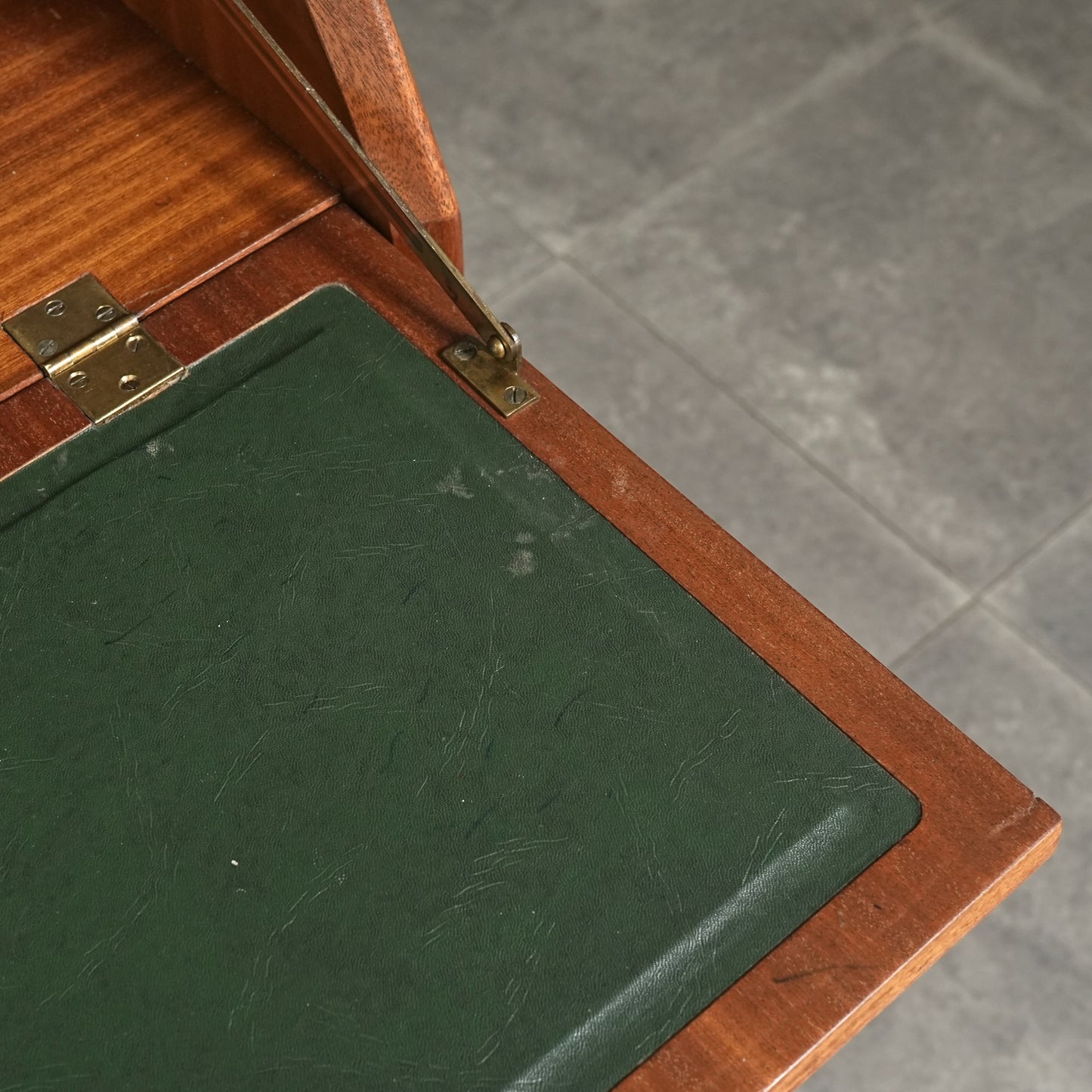 イギリスヴィンテージ ライティングビューロー