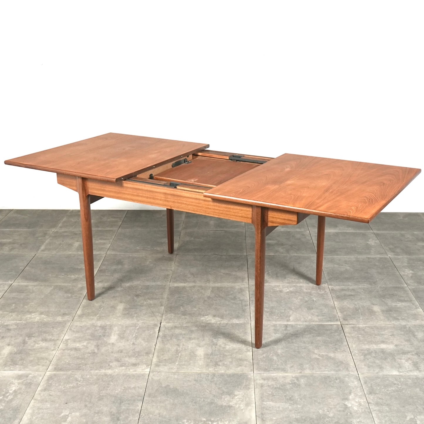 イギリスヴィンテージ ダイニングテーブル