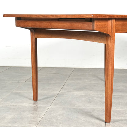 イギリスヴィンテージ ダイニングテーブル