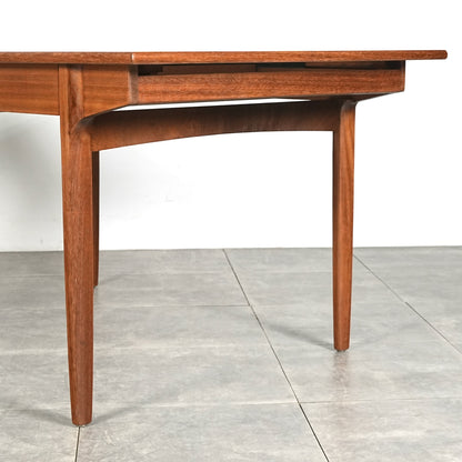 イギリスヴィンテージ ダイニングテーブル