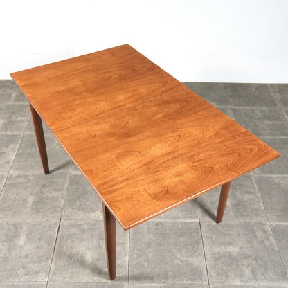 イギリスヴィンテージ ダイニングテーブル