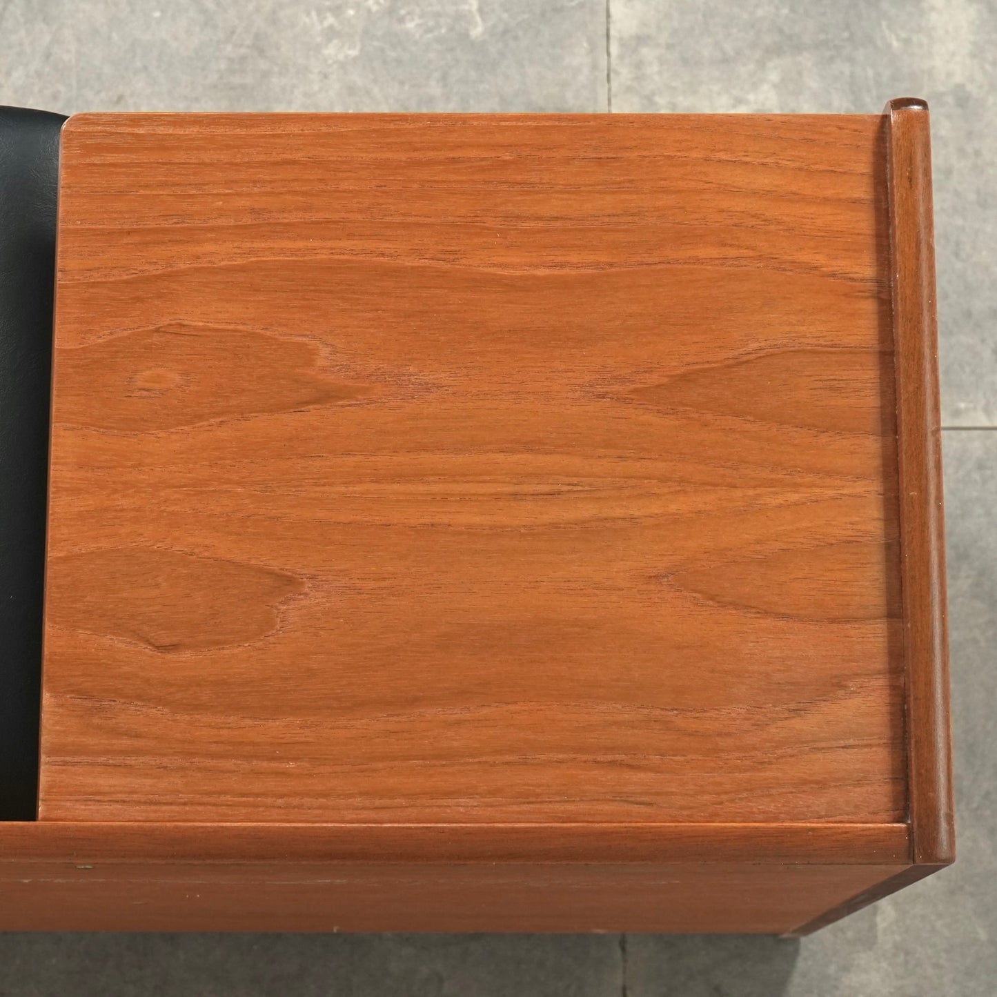 【NATHAN】ヴィンテージ テレフォンベンチ【張替済】