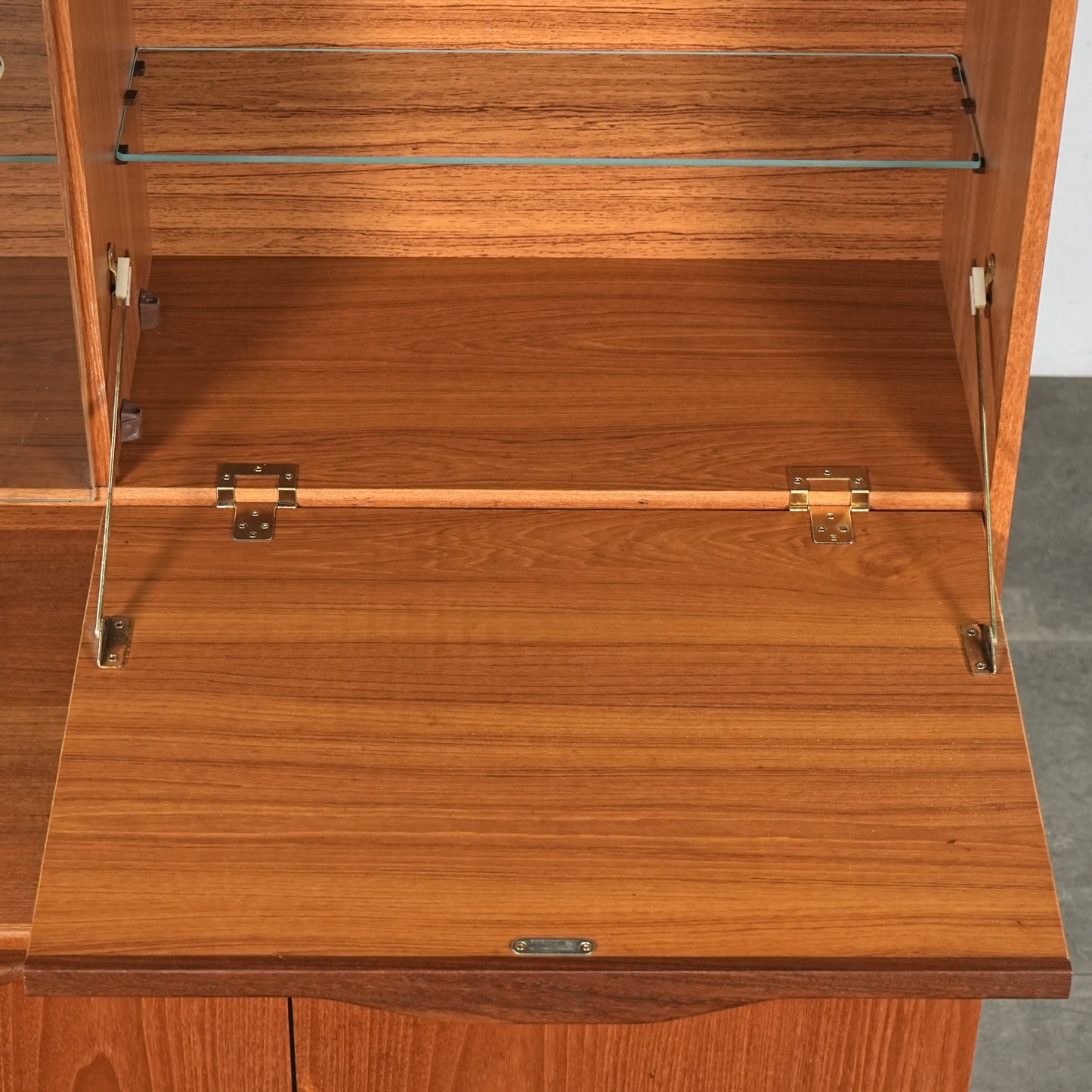 イギリスヴィンテージ キャビネット