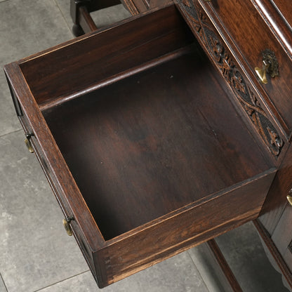 英国アンティーク サイドボード