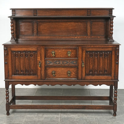 英国アンティーク サイドボード