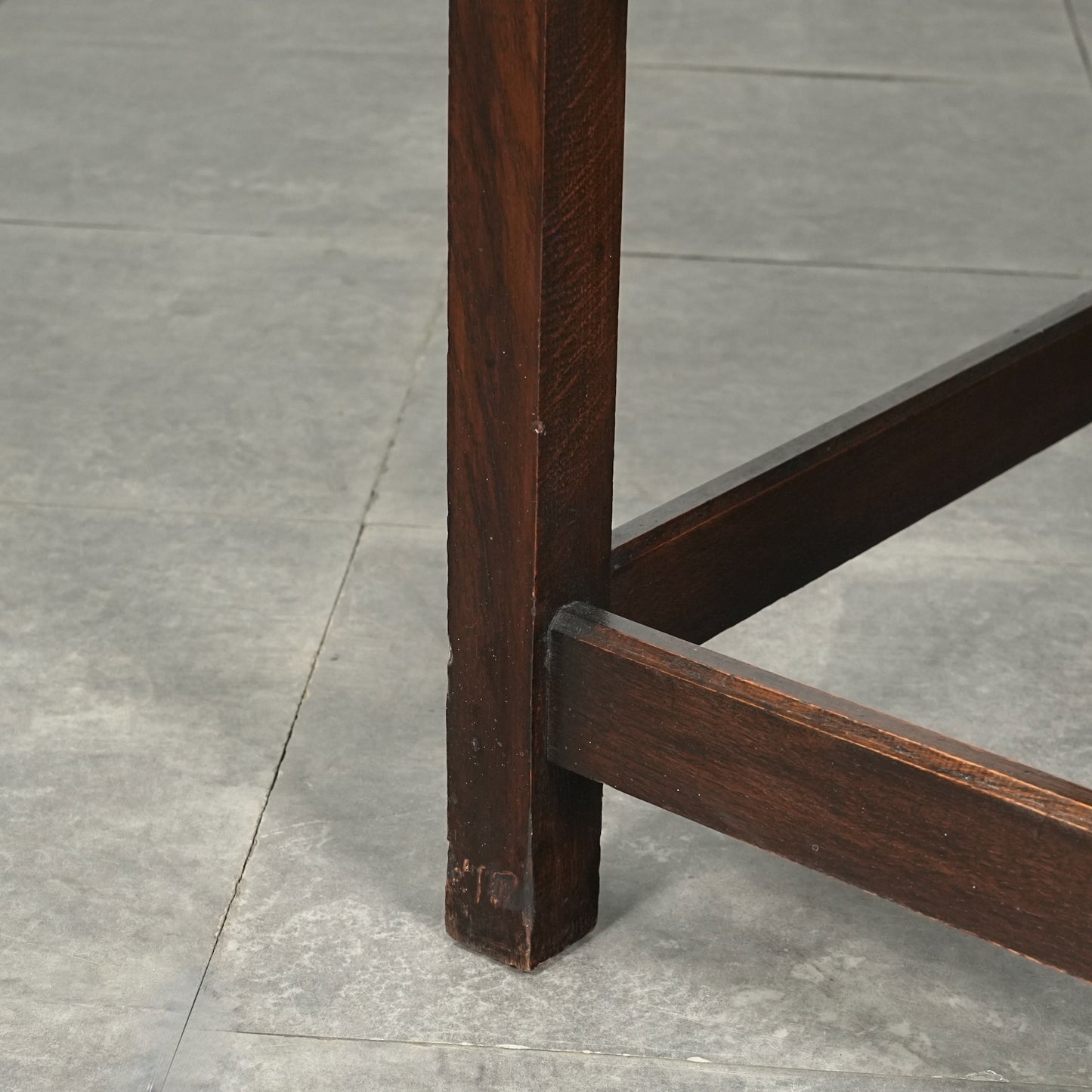 英国アンティーク サイドボード