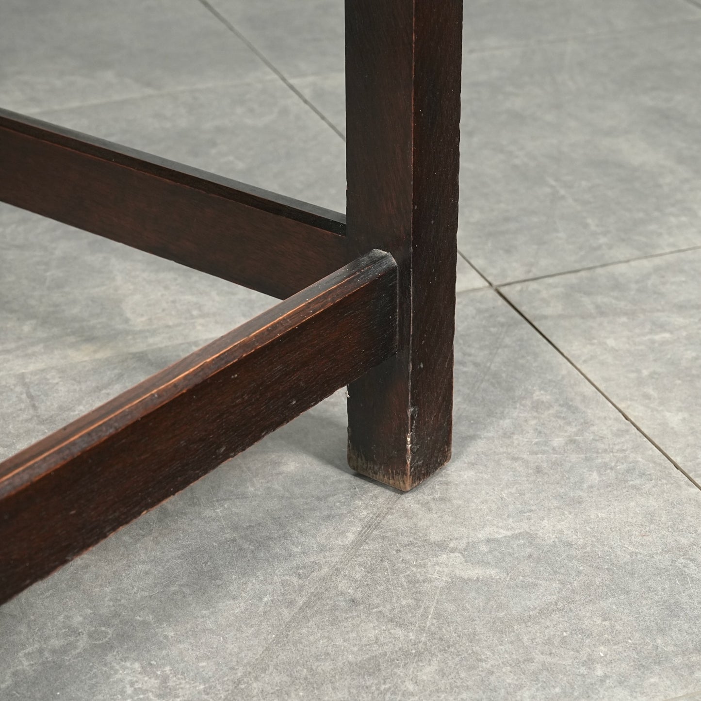 英国アンティーク サイドボード