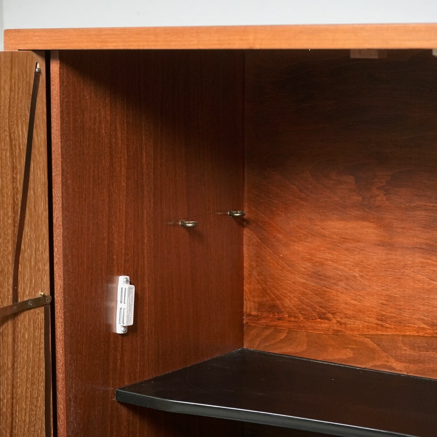 イギリスヴィンテージ キャビネット(ヘアピンカスタム)