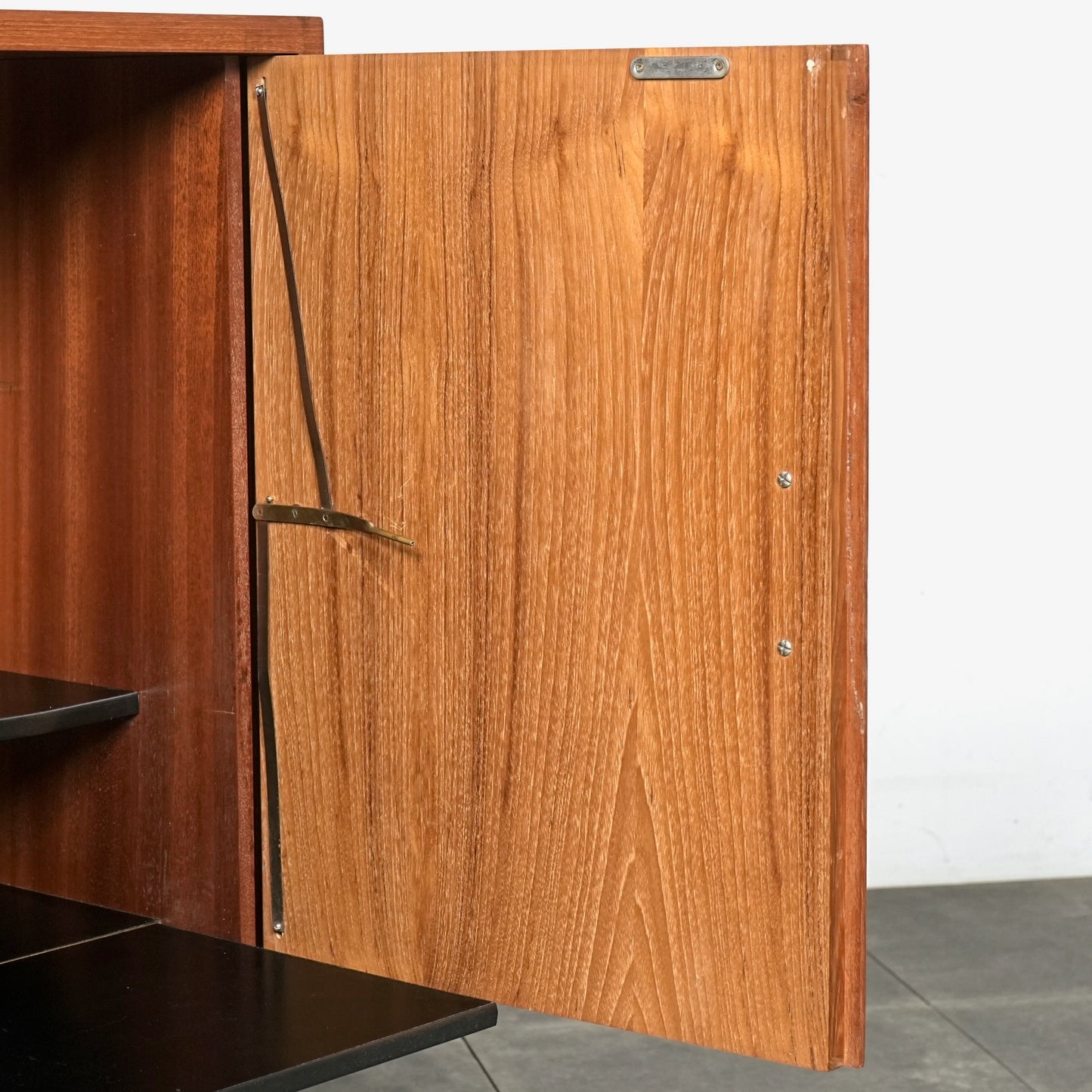 イギリスヴィンテージ キャビネット(ヘアピンカスタム)