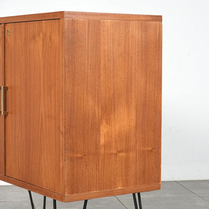 イギリスヴィンテージ キャビネット(ヘアピンカスタム)