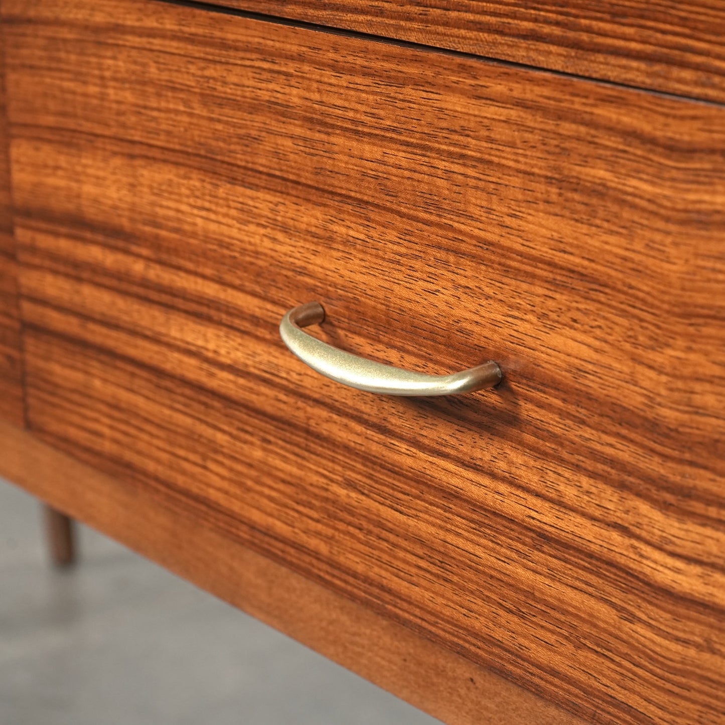 【Stag Furniture】ヴィンテージ サイドボード