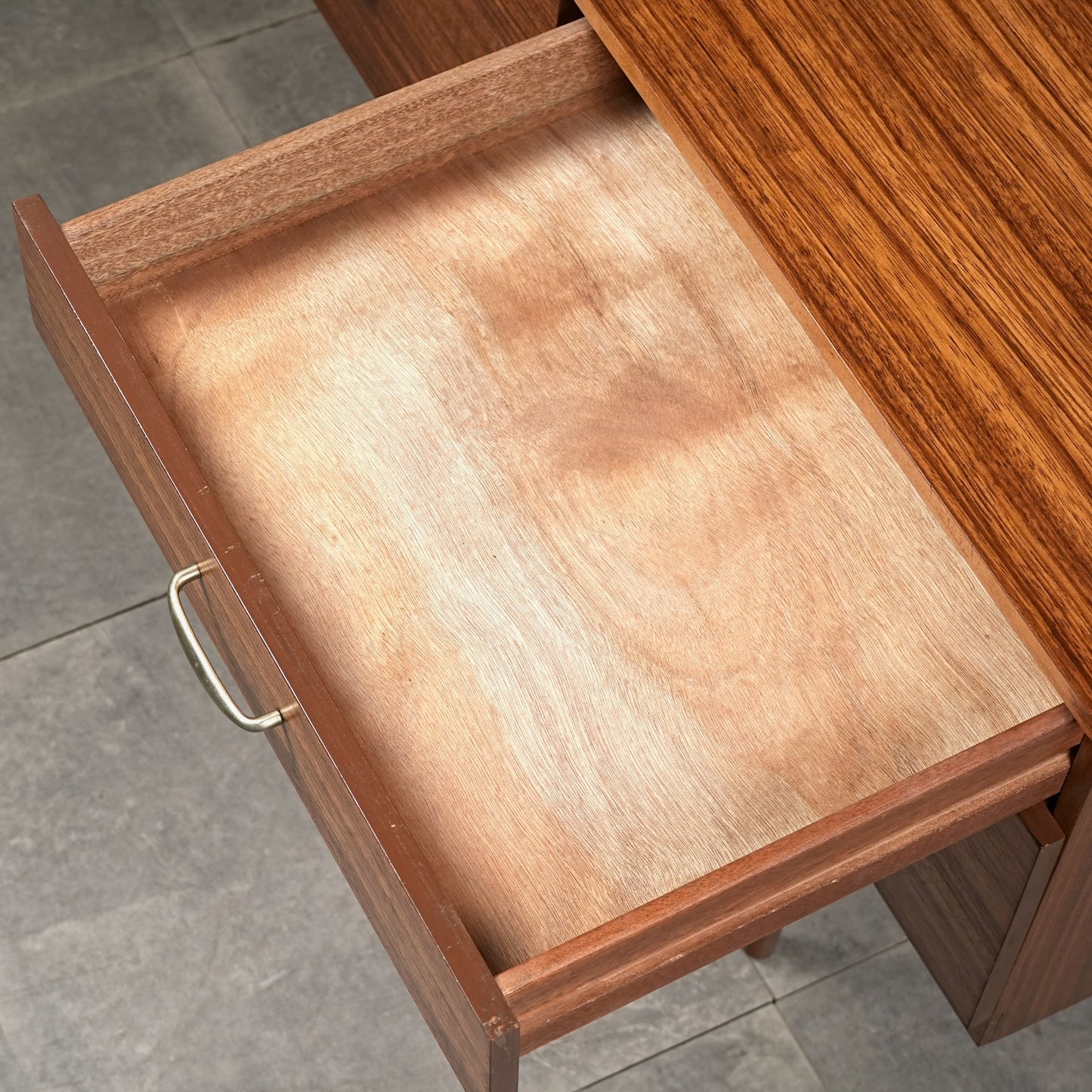 【Stag Furniture】ヴィンテージ サイドボード