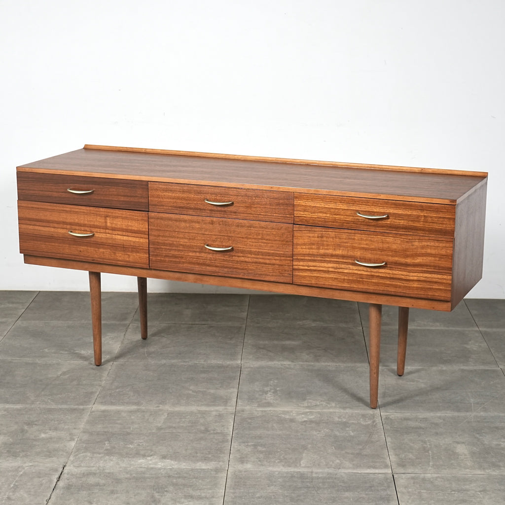 【Stag Furniture】ヴィンテージ サイドボード