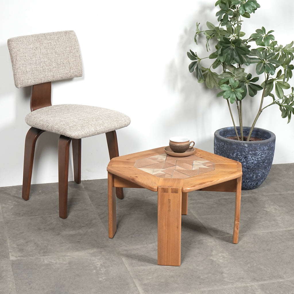 イギリスヴィンテージ タイルトップ ローテーブル