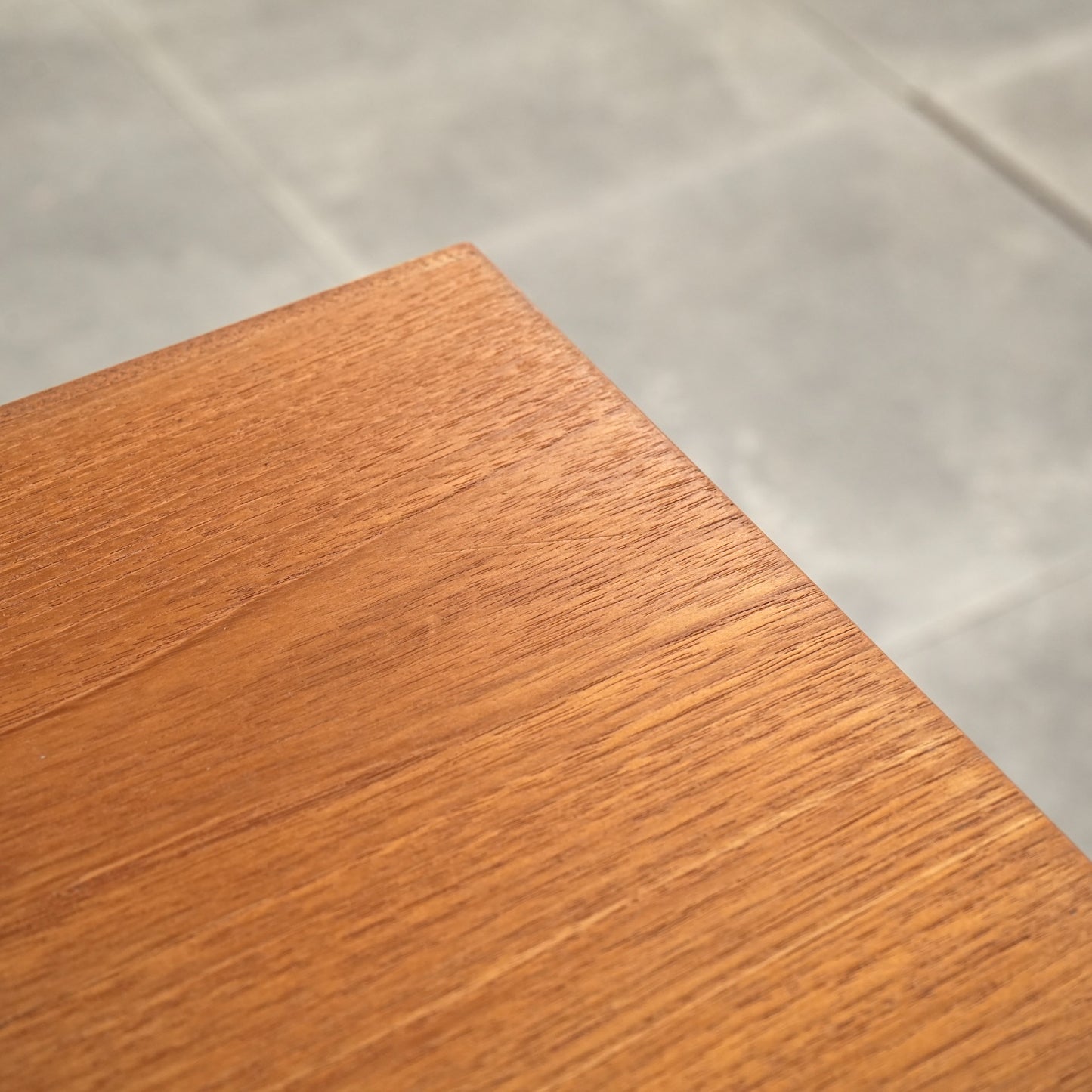 【NATHAN】ヴィンテージ キャビネット(ヘアピンカスタム)