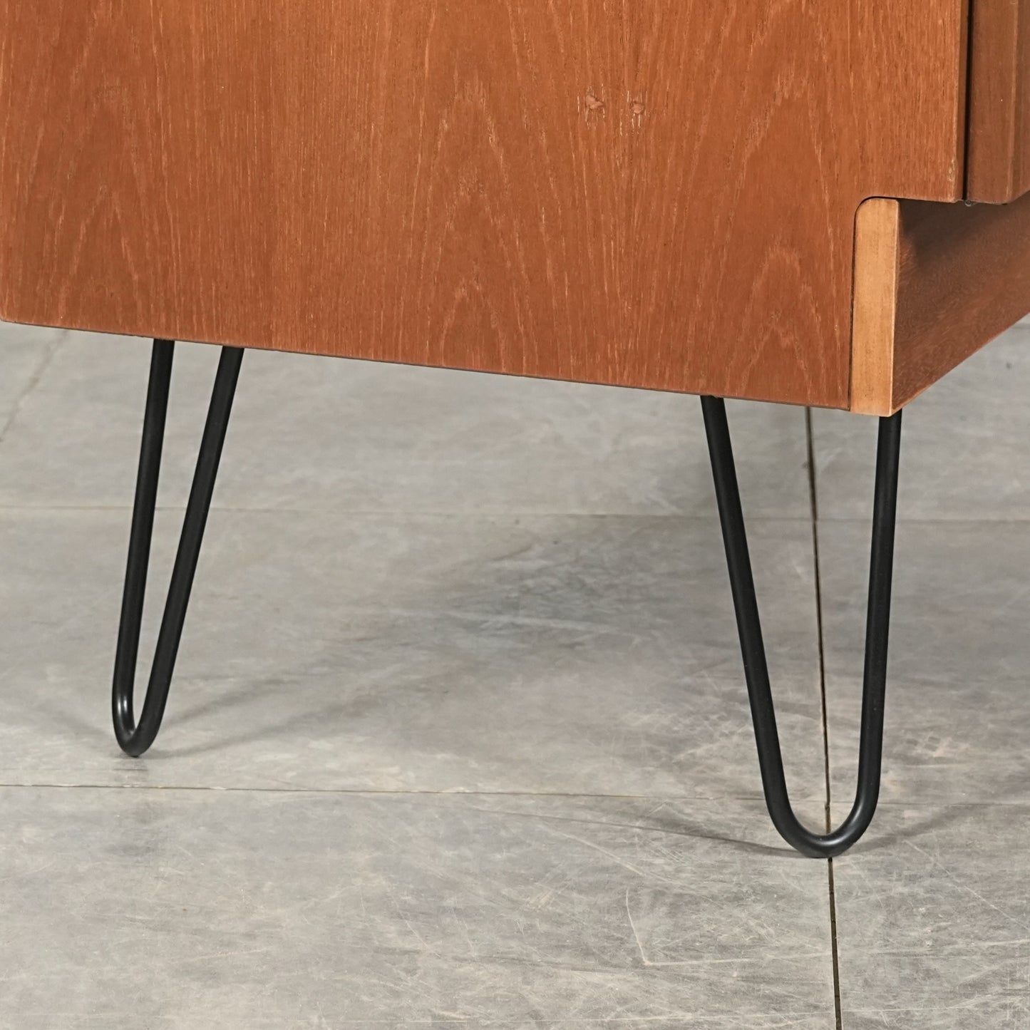 【NATHAN】ヴィンテージ キャビネット(ヘアピンカスタム)