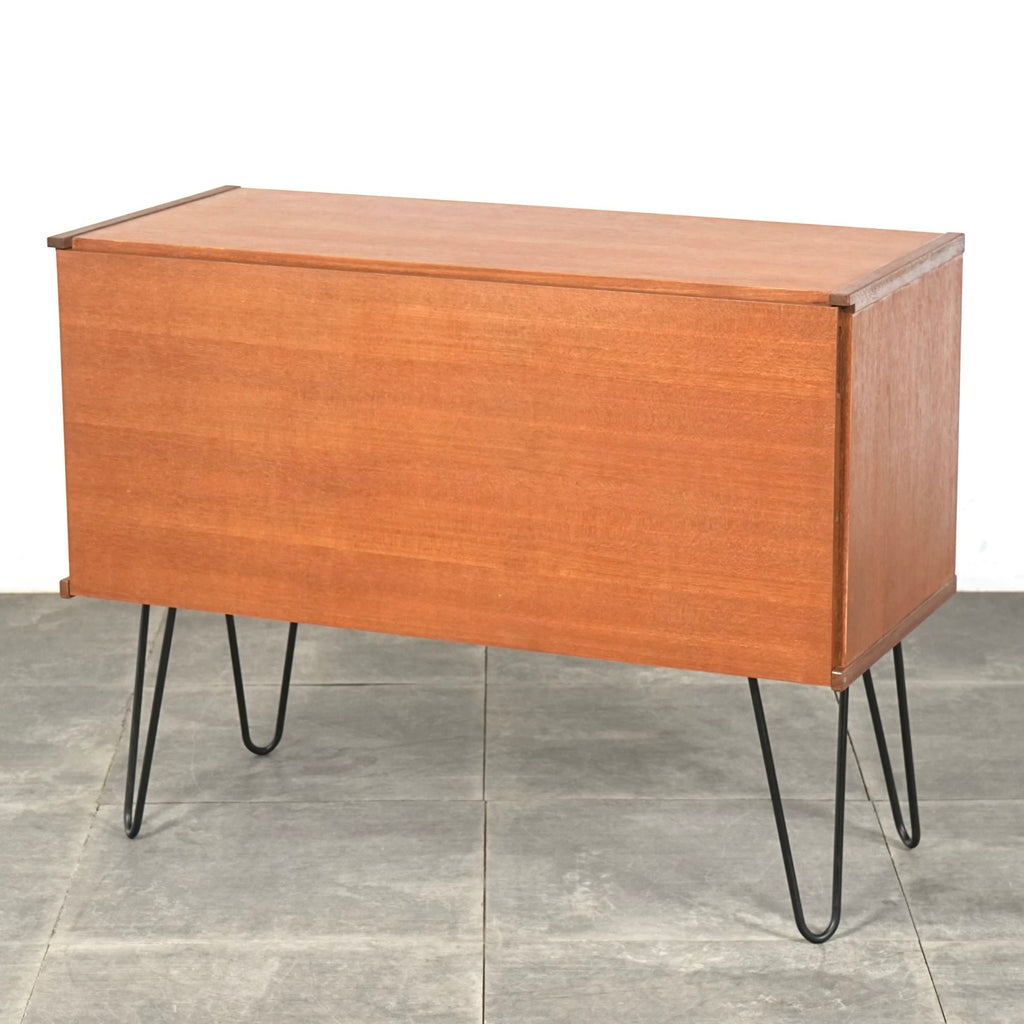 イギリスヴィンテージ キャビネット(ヘアピンカスタム)