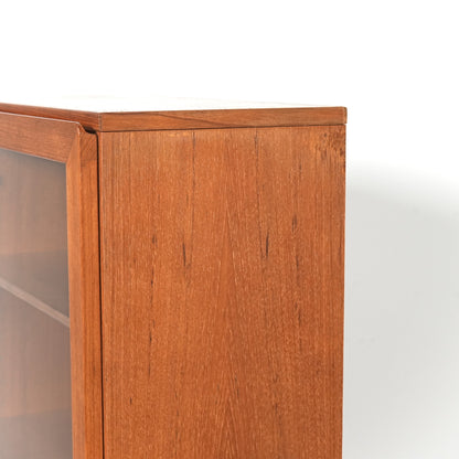 イギリスヴィンテージ ガラスキャビネット