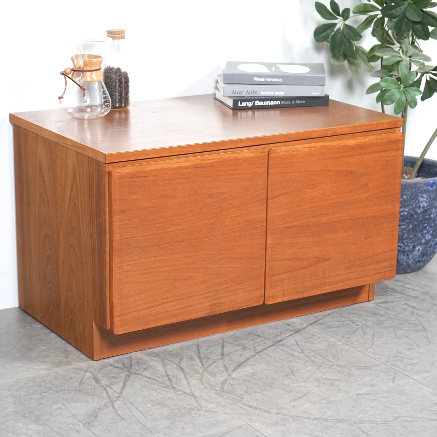 イギリスヴィンテージ キャビネット