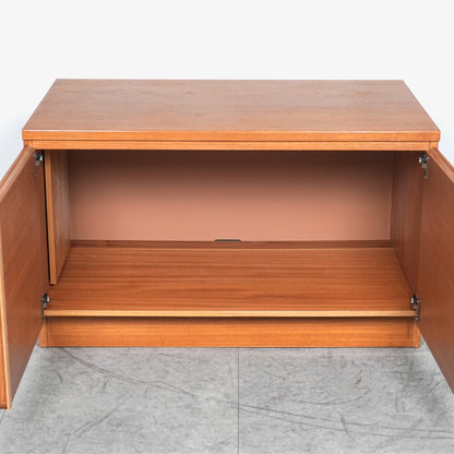 イギリスヴィンテージ キャビネット