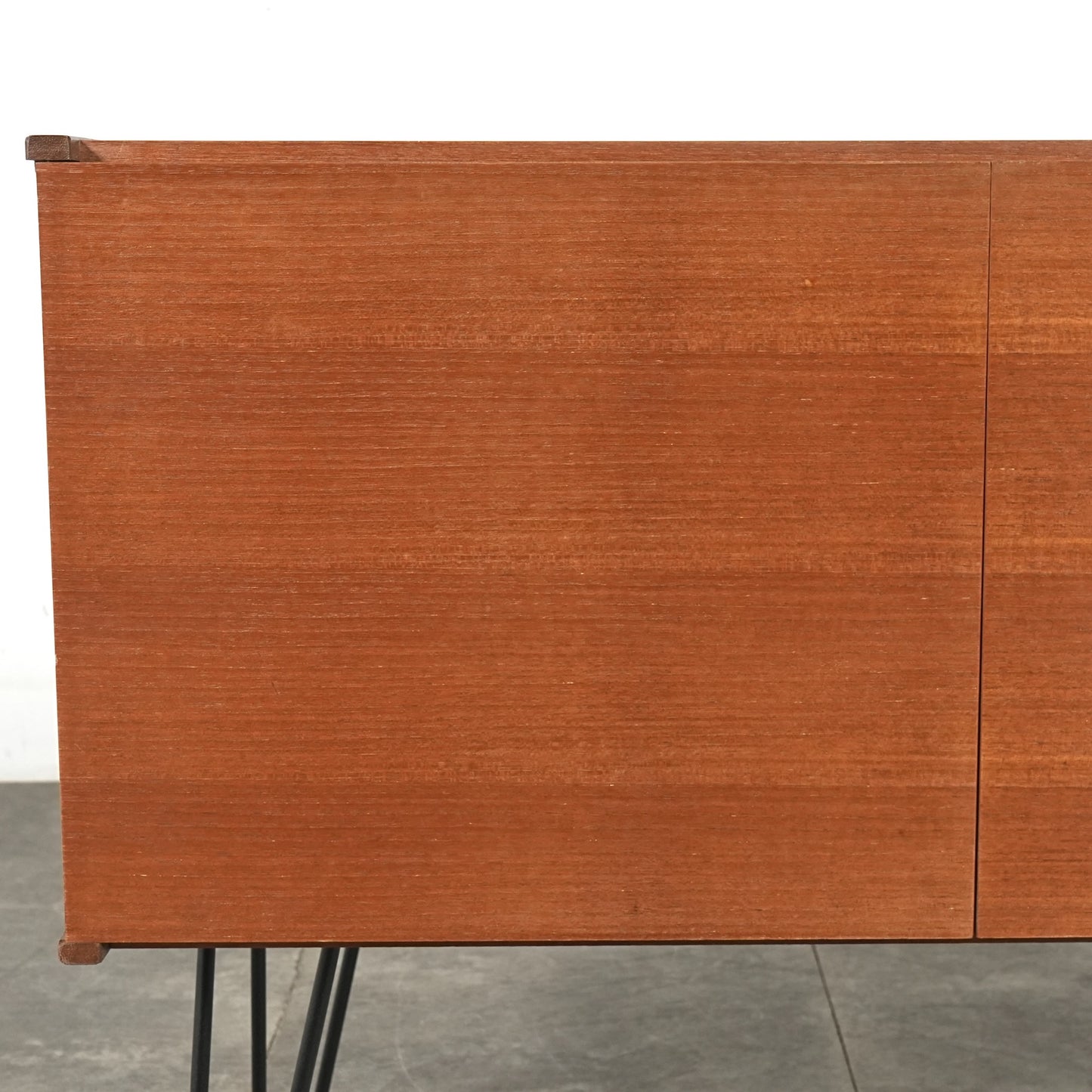 イギリスヴィンテージ キャビネット(ヘアピンカスタム)